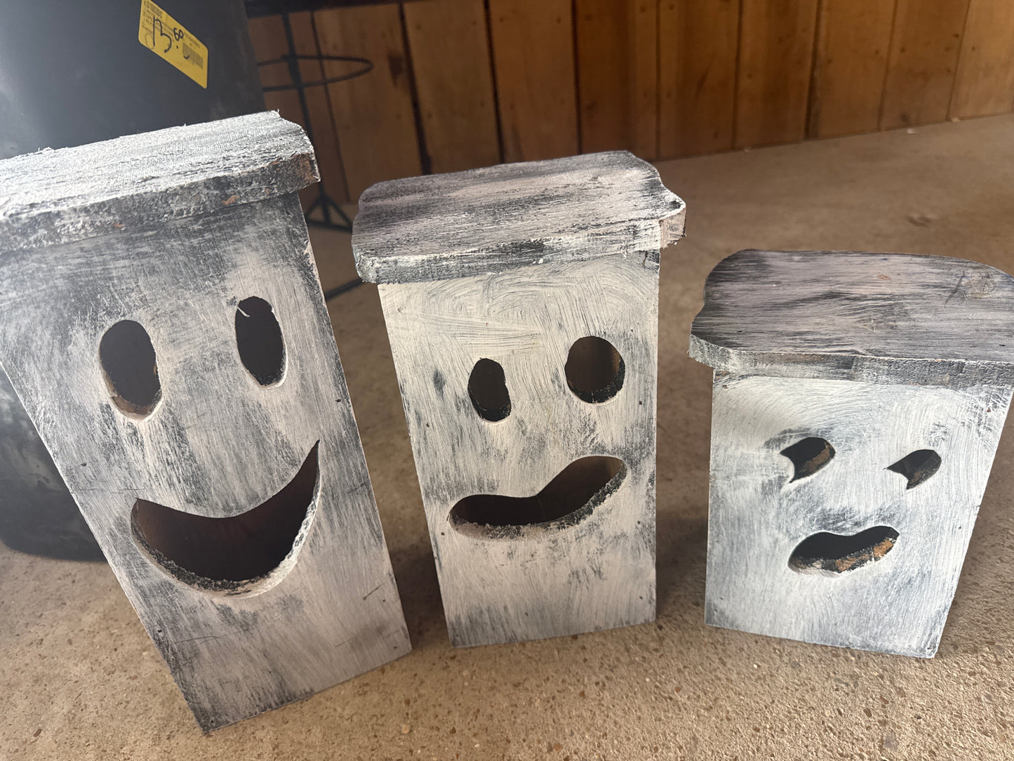 3PC handmade wooden ghosts - Market Row