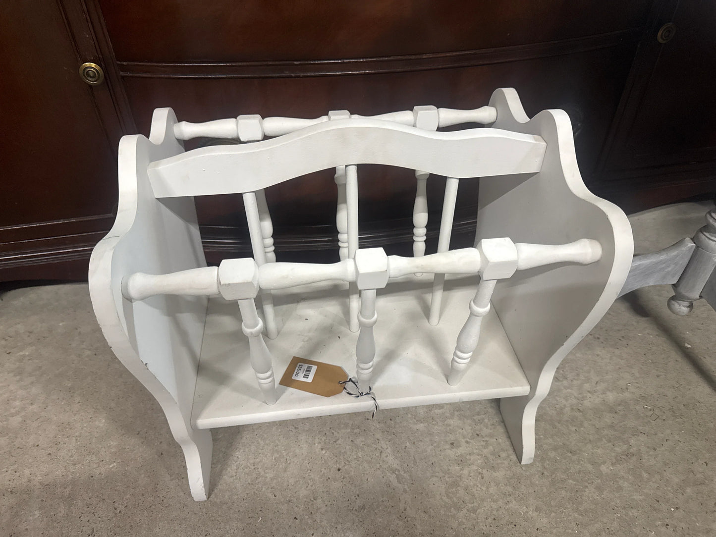 Wooden Magazine Holder - Market Row