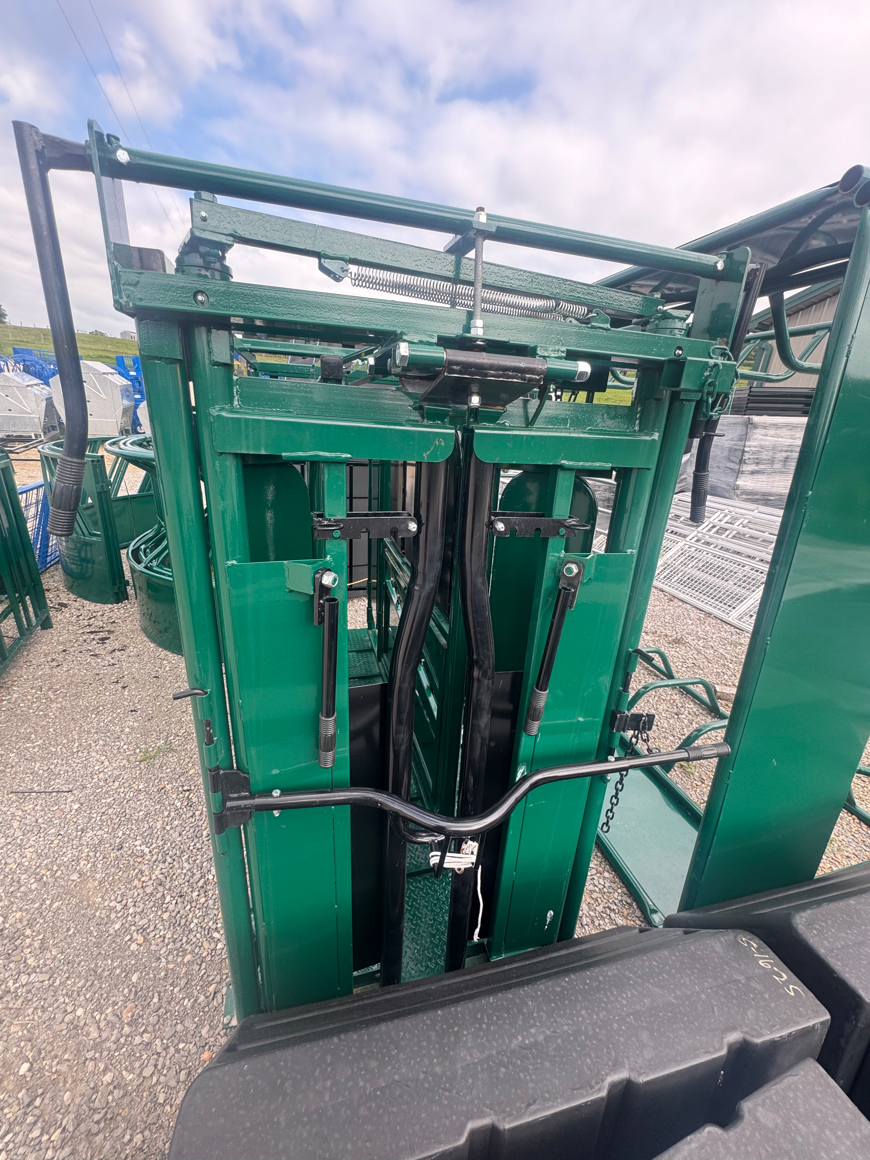 PAX Cattle Chute - Market Row