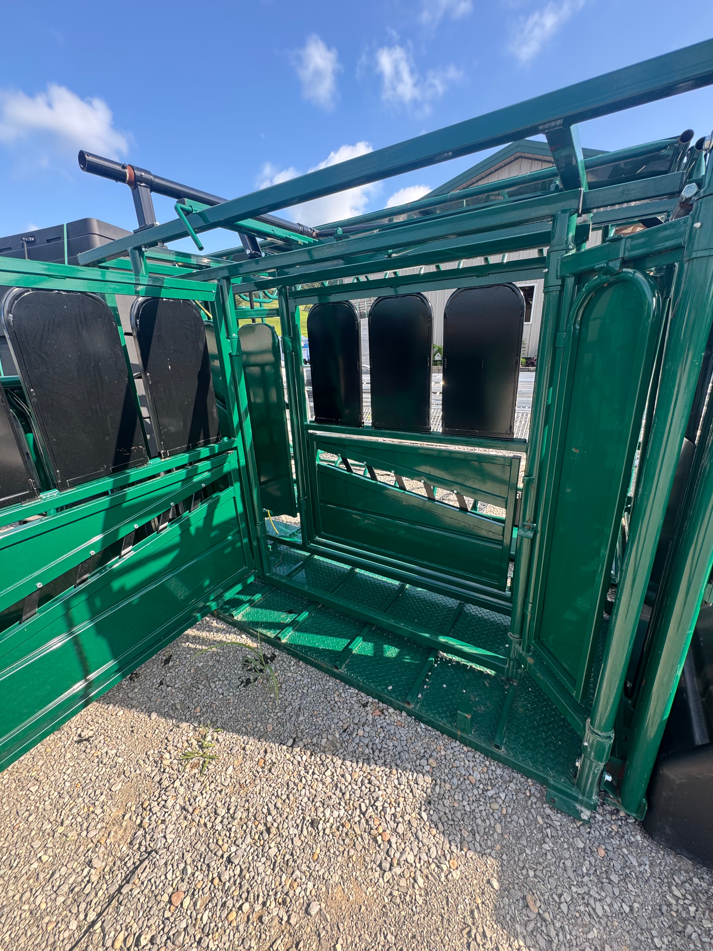 PAX Cattle Chute - Market Row