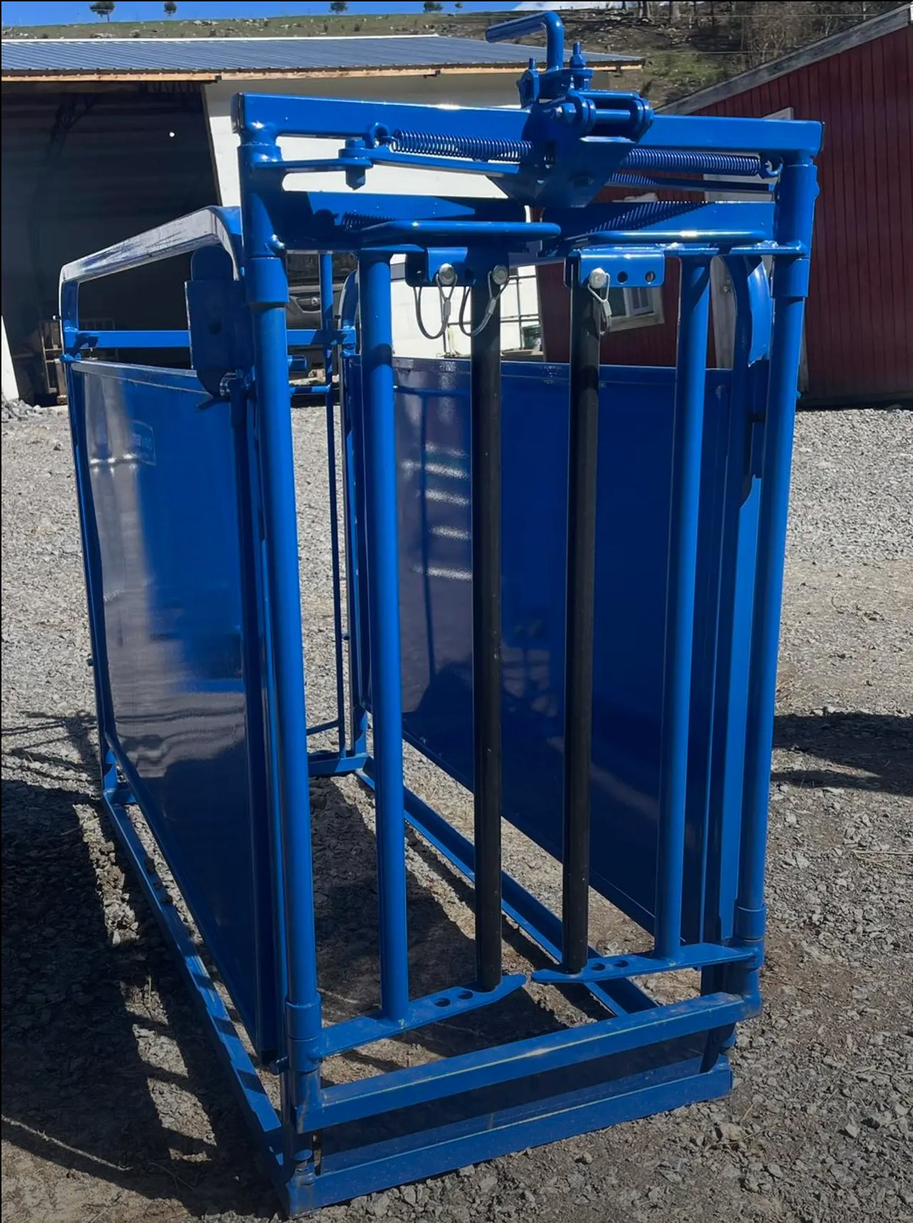 Chute W/Auto Head Gate - Market Row