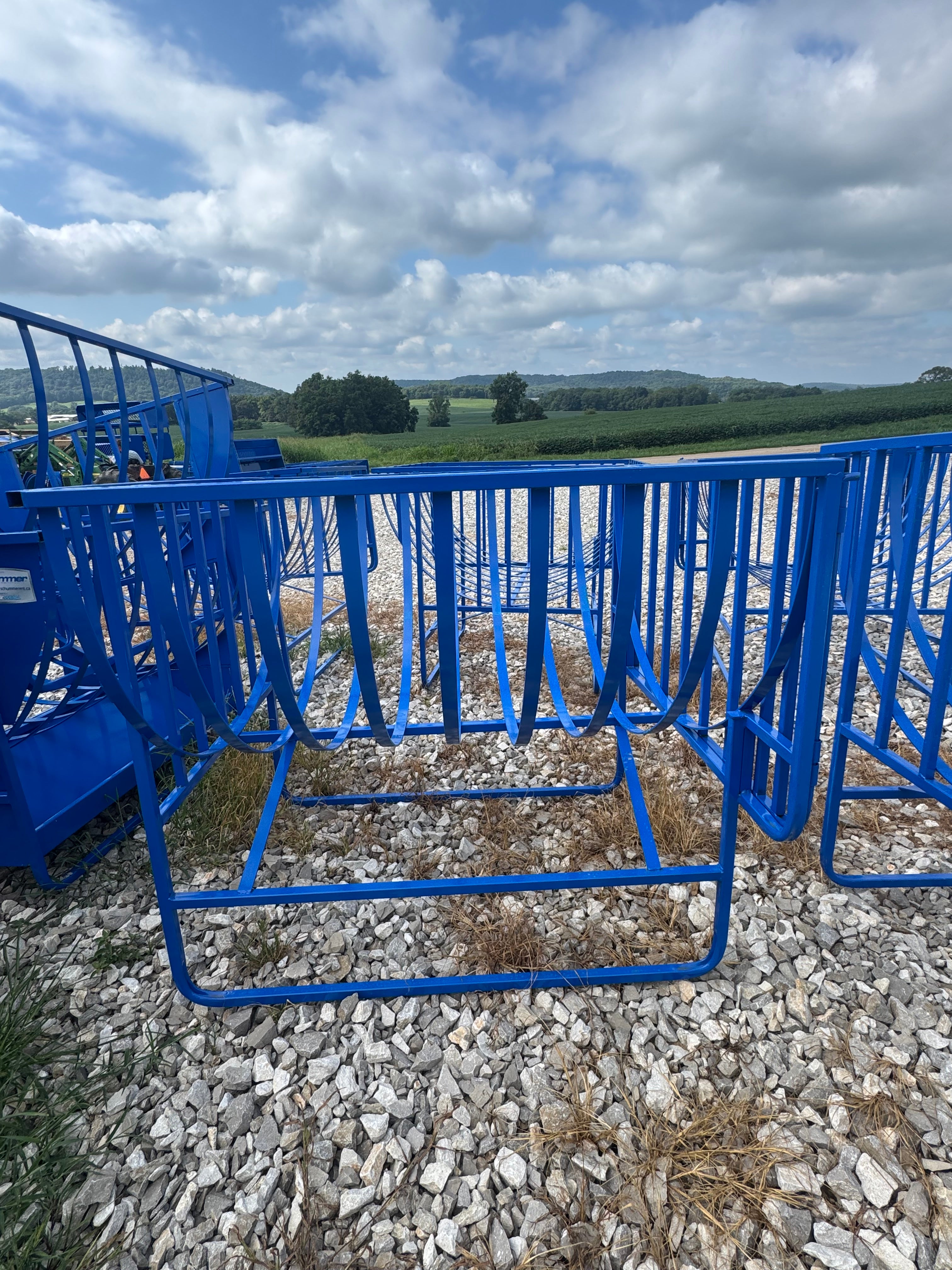 GOB Round Bale Feeder - Market Row