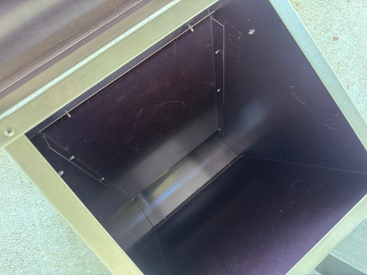 25lb Pet Feeder - Market Row