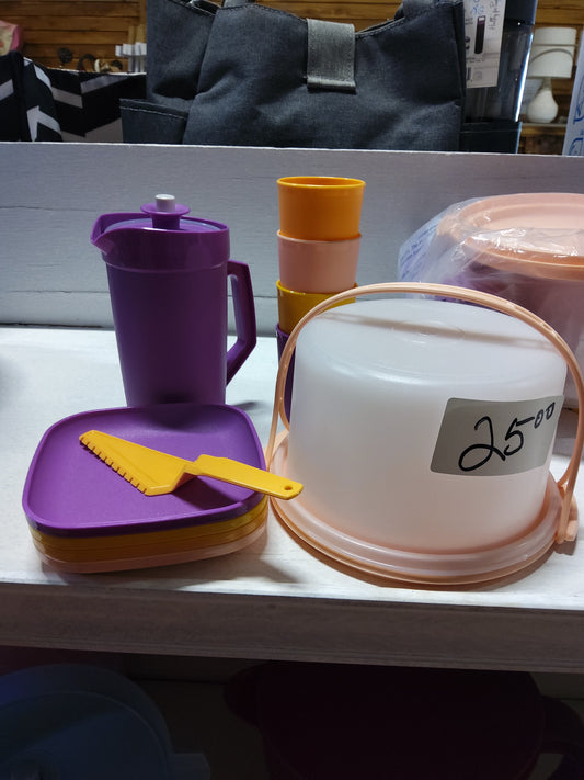 Tupperware kids tea set - Market Row