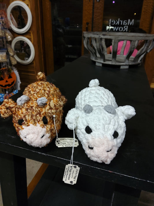 Crochet cow - Market Row