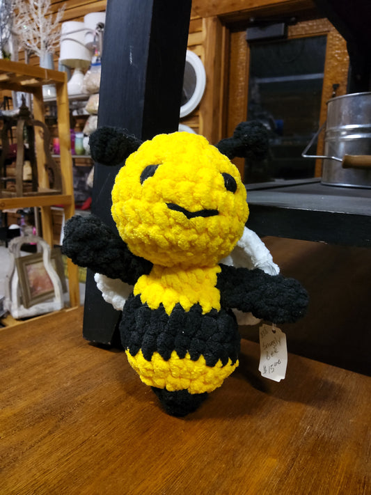 Crochet bee - Market Row