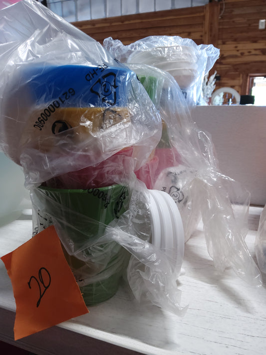 Tupperware Sippy cup - Market Row