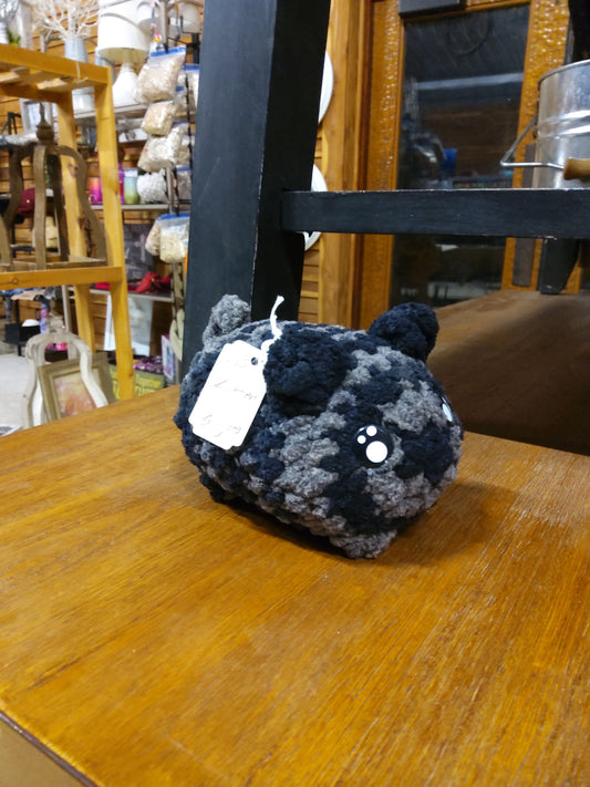Crochet kitten - Market Row