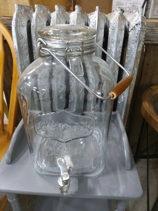 Glass 2 gallon beverage dispenser - Market Row