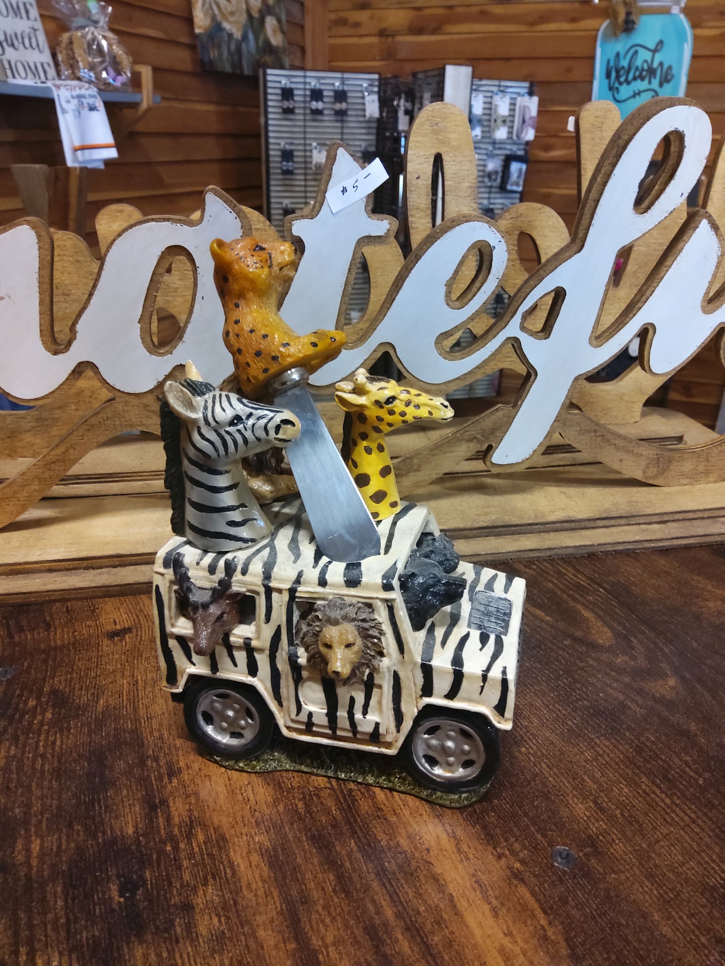 Safari car spreader - Market Row